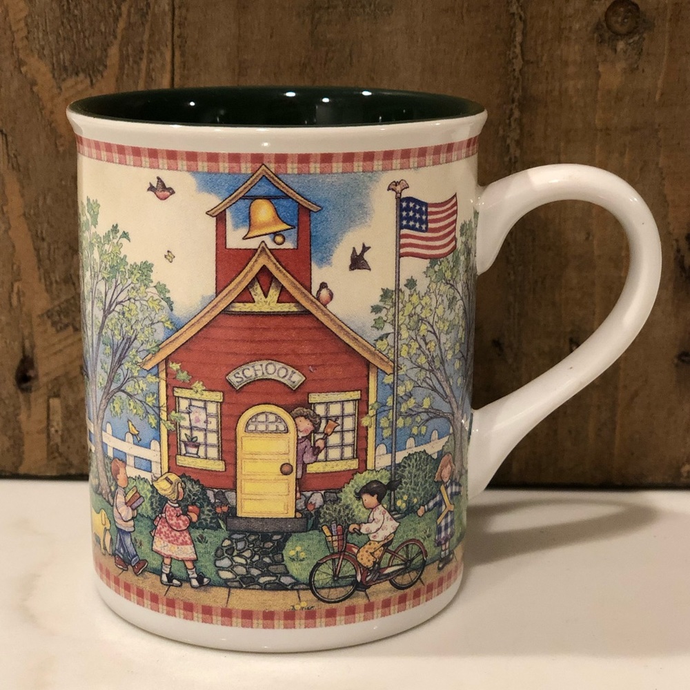 LAST 1!❤️ NEW Schoolhouse/Teacher Ceramic Mug